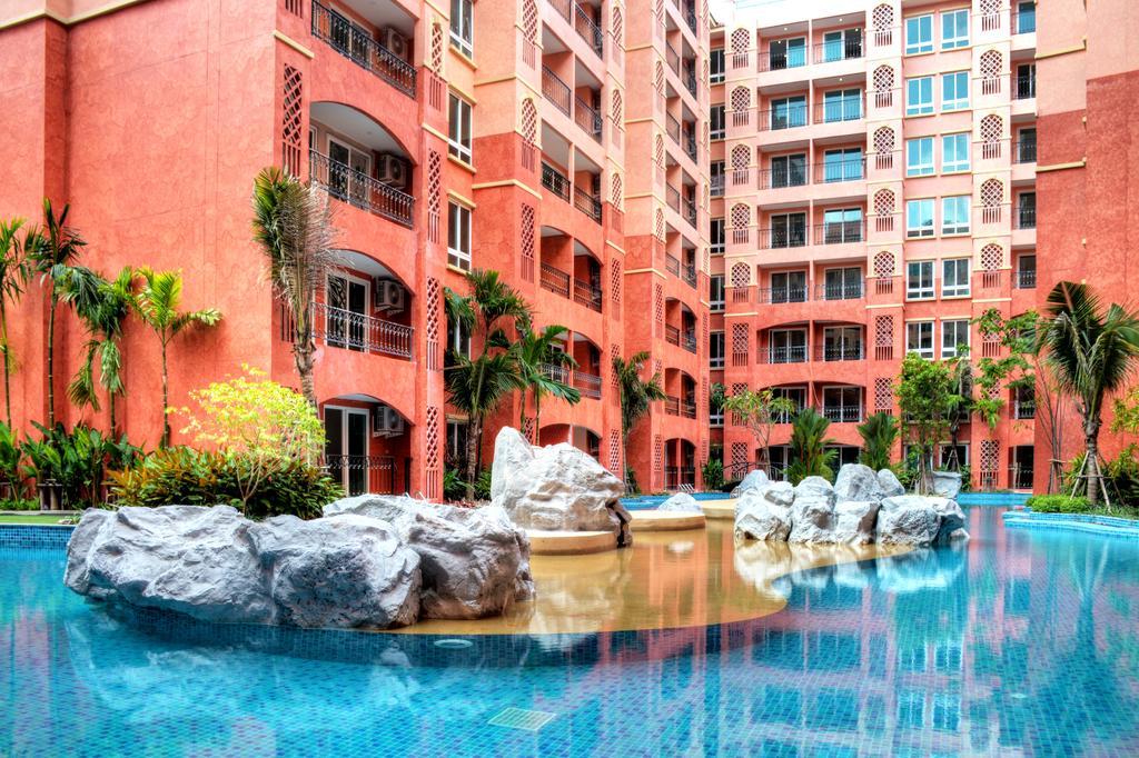 7Seas Apartment Pantai Jomtien Luaran gambar