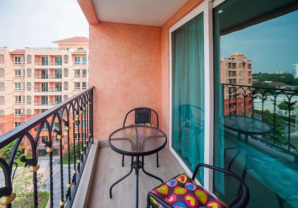 7Seas Apartment Pantai Jomtien Luaran gambar
