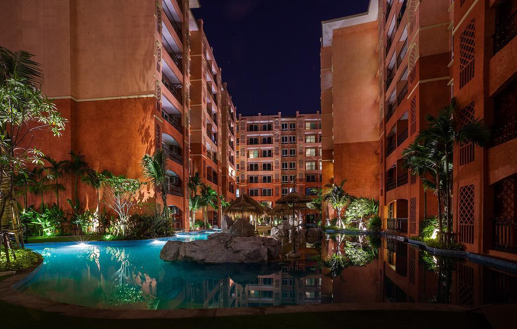 7Seas Apartment Pantai Jomtien Luaran gambar