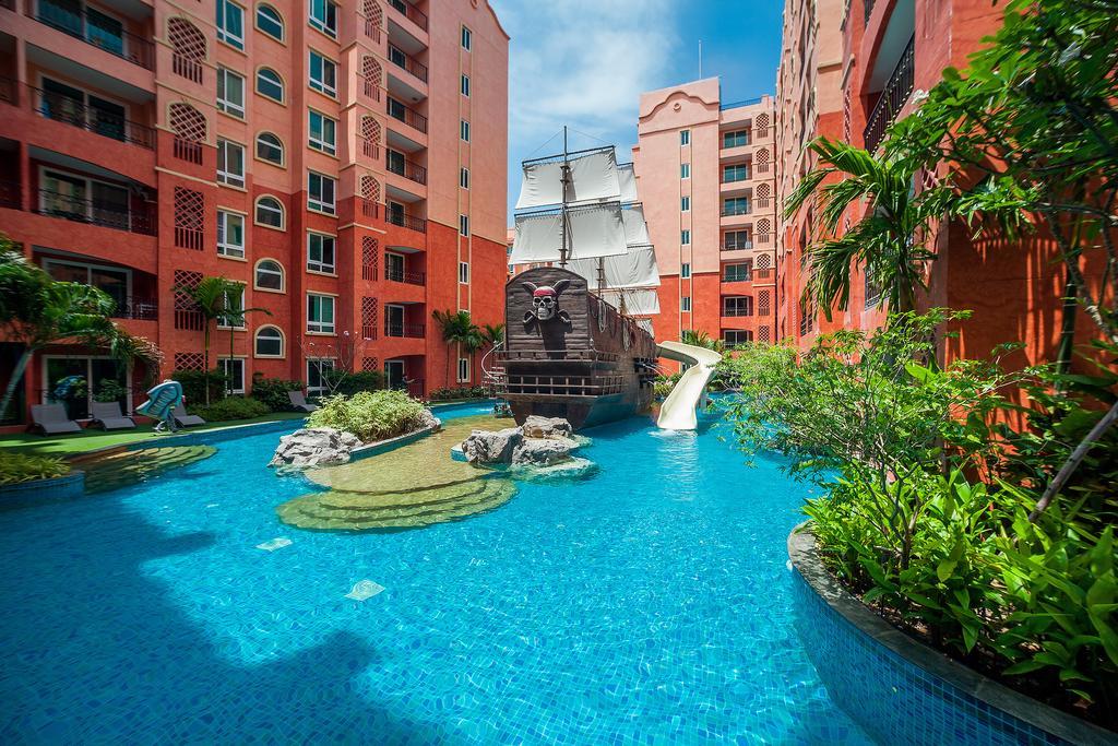 7Seas Apartment Pantai Jomtien Luaran gambar